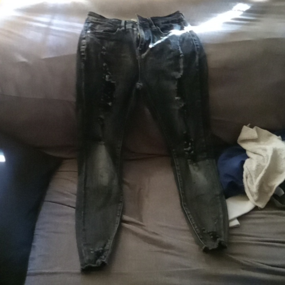 Jeans - Picture 2 of 4